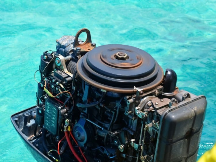 marine boat engine problems cause accidents